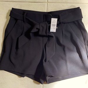 Size small 4-6 Loft dress shorts